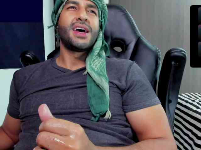 Handsoman11 Sex Cam Show