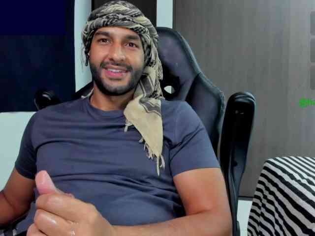 Handsoman11