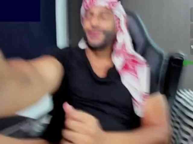 Handsoman11