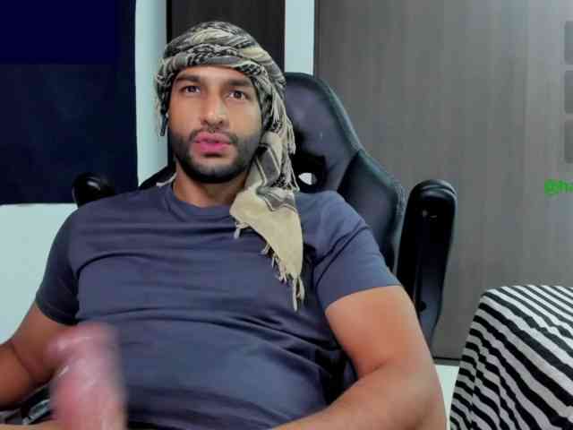 Handsoman11 Handsoman11