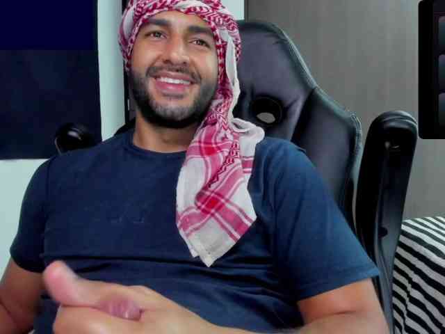 Handsoman11 Handsoman11