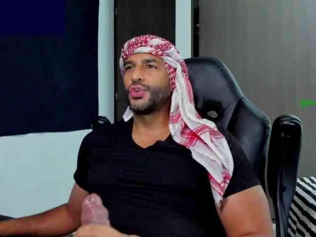Handsoman11
