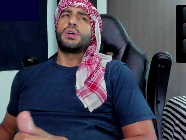 Handsoman11 Sex Cam Show