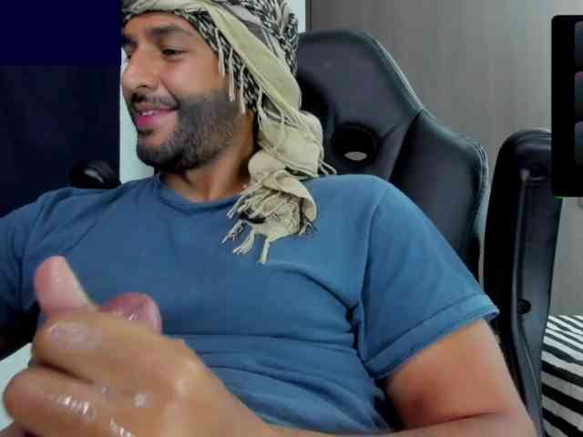 Handsoman11 Sex Cam Show