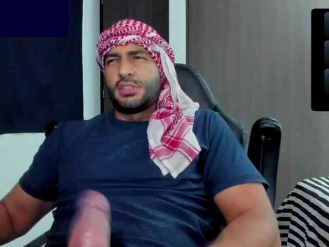 Handsoman11 Sex Cam Show