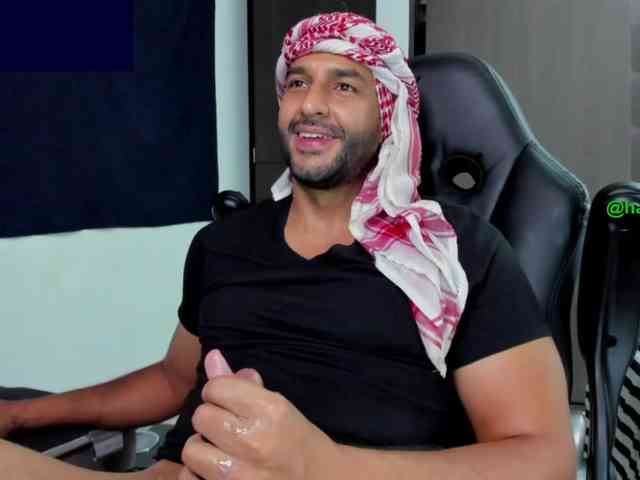 Handsoman11