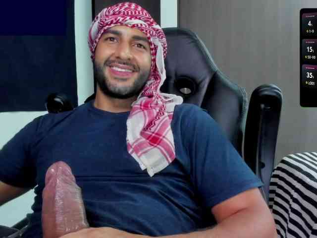 Handsoman11 Sex Cam Show