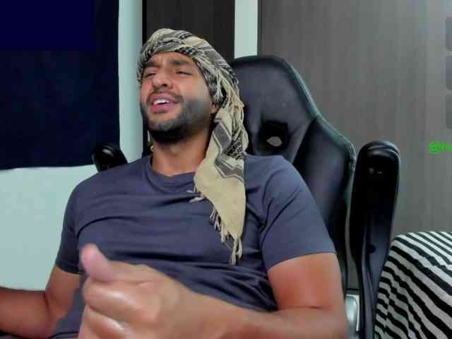 Handsoman11