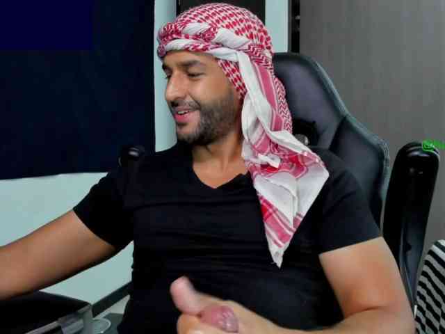 Handsoman11