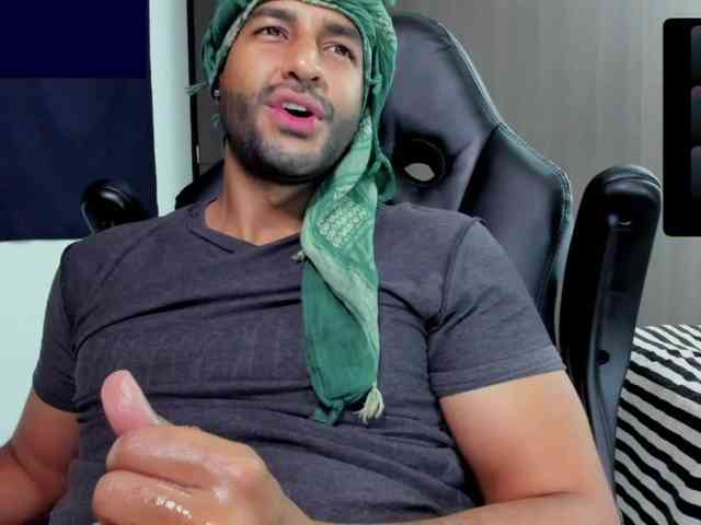 Handsoman11 Sex Cam Show