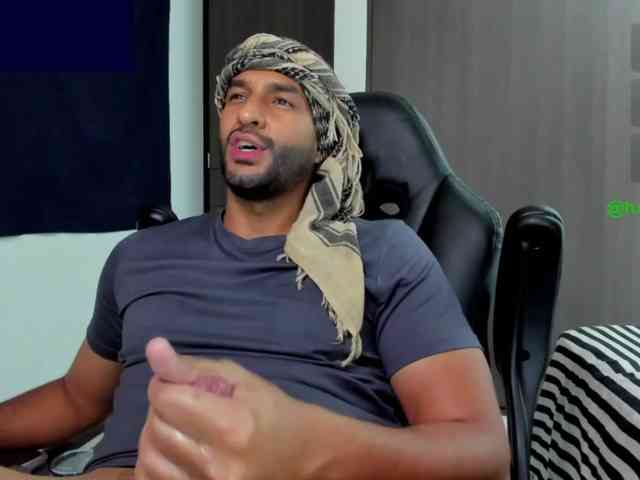 Handsoman11