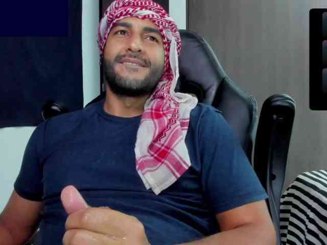 Handsoman11 Sex Cam Show