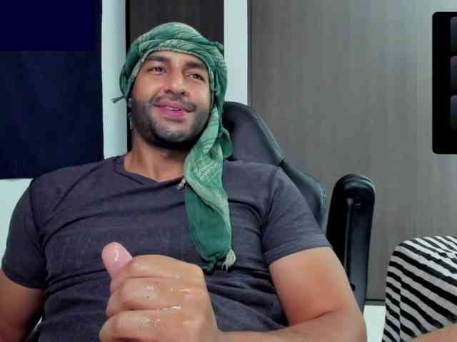 Handsoman11