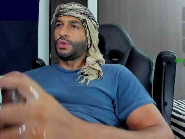 Handsoman11