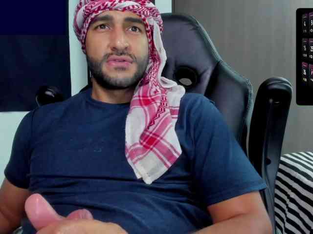 Handsoman11 Sex Cam Show