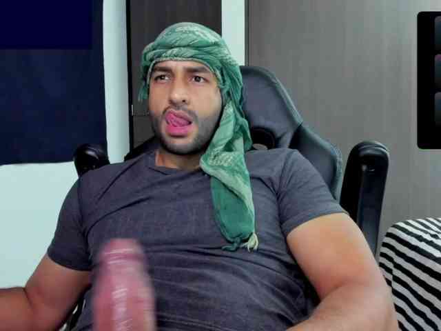 Handsoman11 Sex Cam Show