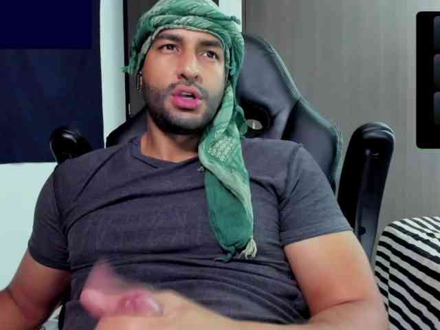 Handsoman11 Sex Cam Show