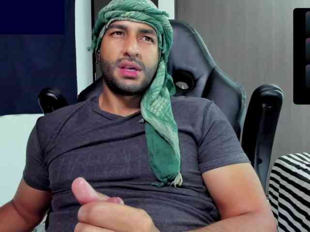 Handsoman11 Sex Cam Show