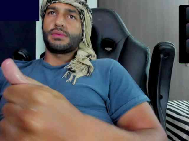 Handsoman11 Sex Cam Show
