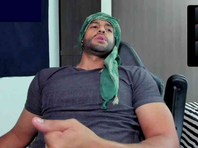 Handsoman11 Sex Cam Show