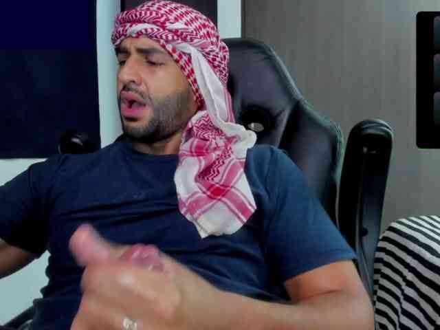 Handsoman11 Handsoman11