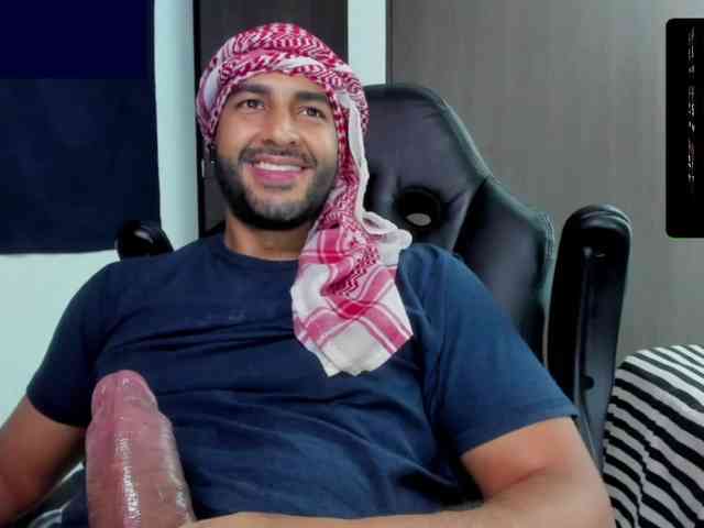 Handsoman11 Sex Cam Show