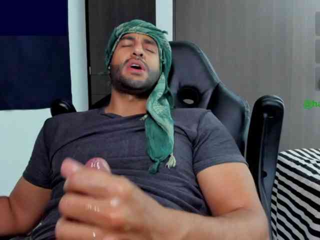 Handsoman11