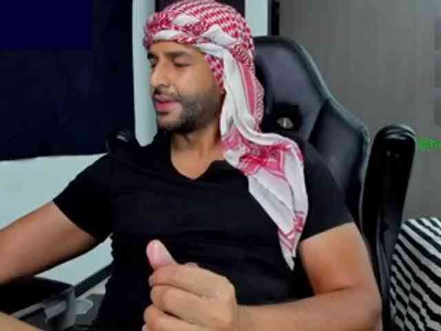 Handsoman11 Handsoman11