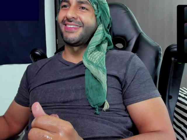 Handsoman11 Sex Cam Show