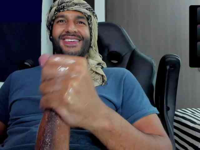 Handsoman11 Sex Cam Show