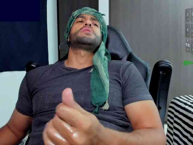 Handsoman11