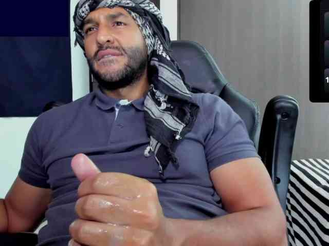 Handsoman11