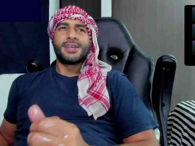 Handsoman11 Sex Cam Show