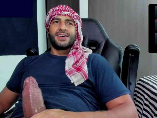 Handsoman11 Sex Cam Show