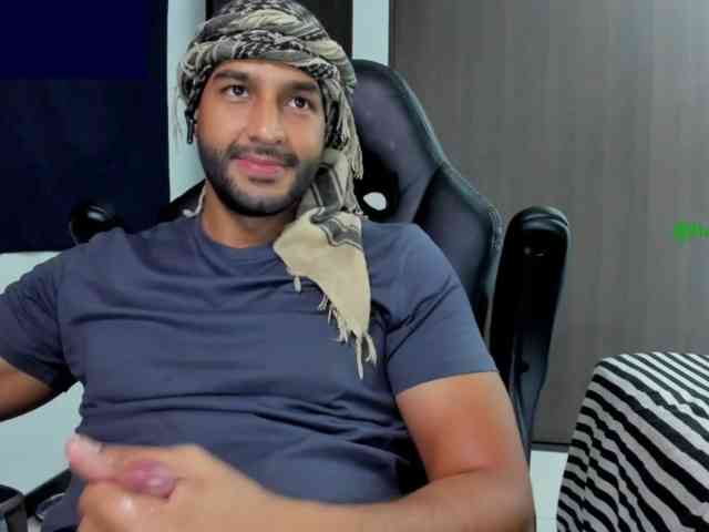 Handsoman11 Handsoman11