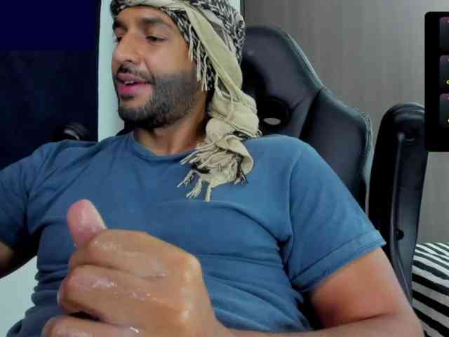 Handsoman11 Handsoman11