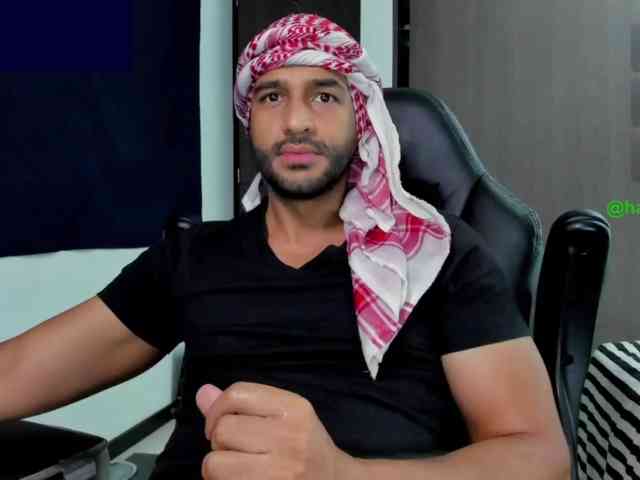 Handsoman11 Handsoman11