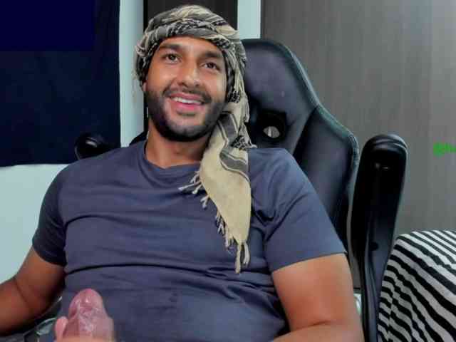 Handsoman11