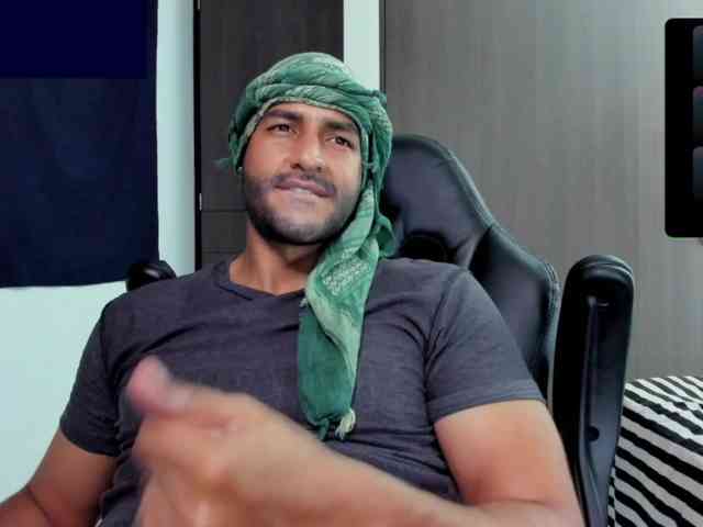 Handsoman11 Sex Cam Show
