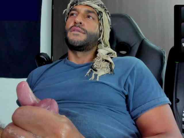 Handsoman11