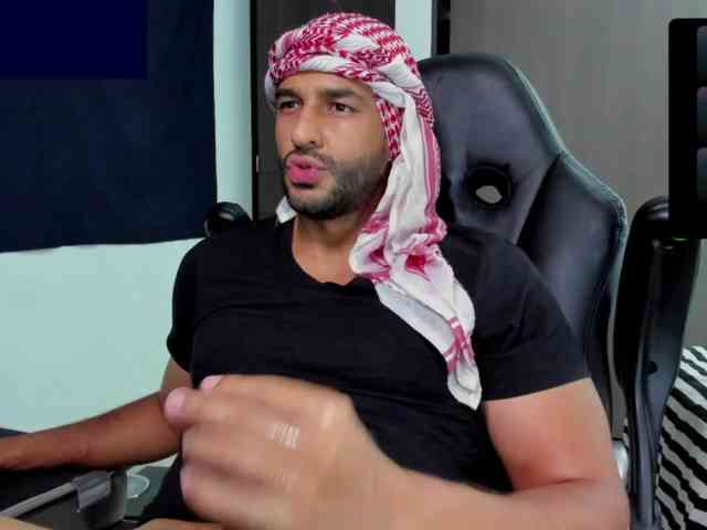 Handsoman11