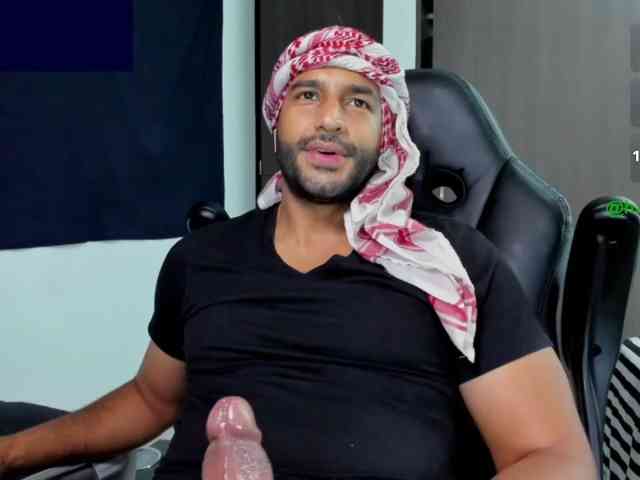 Handsoman11
