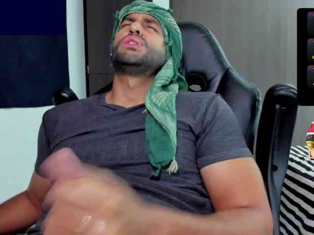 Handsoman11