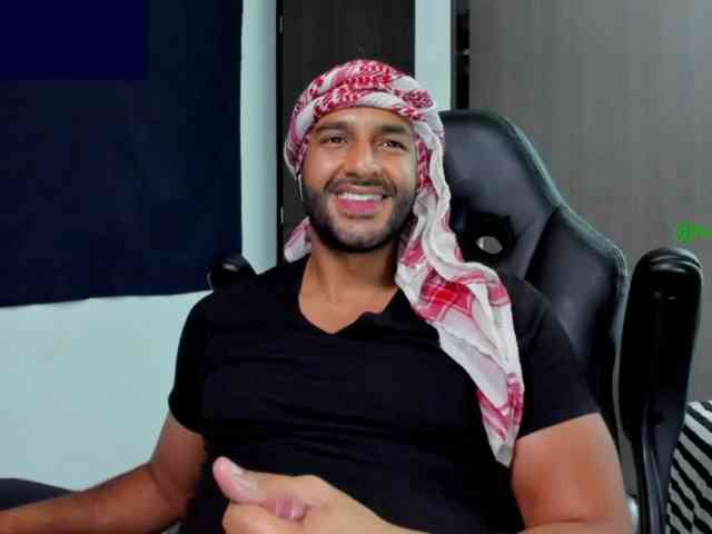 Handsoman11