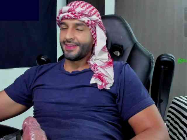 Handsoman11