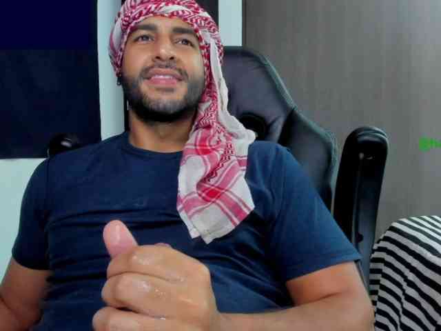Handsoman11 Handsoman11