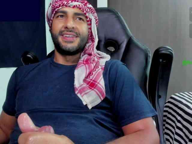Handsoman11