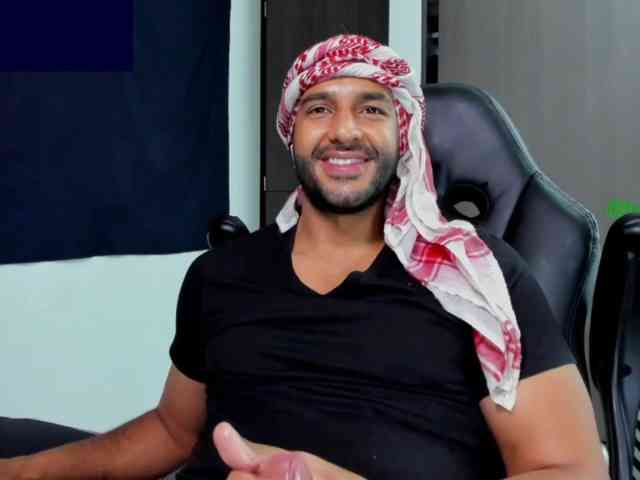 Handsoman11