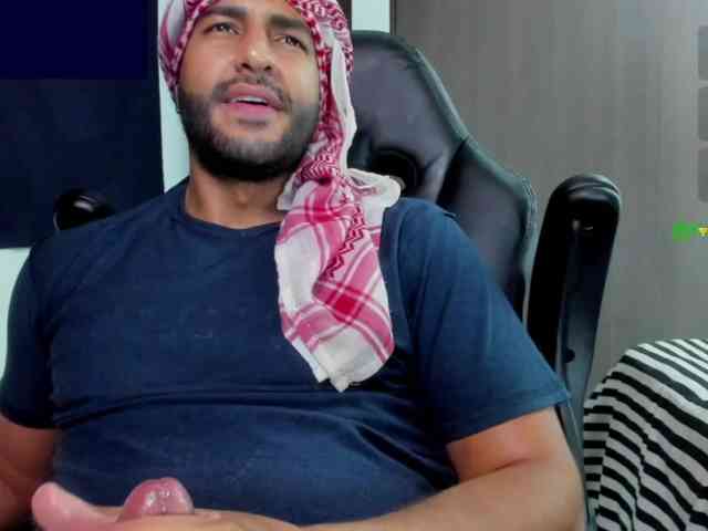 Handsoman11