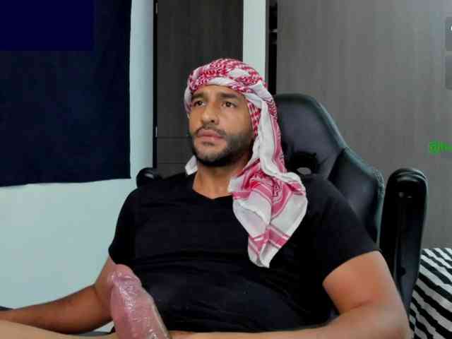 Handsoman11
